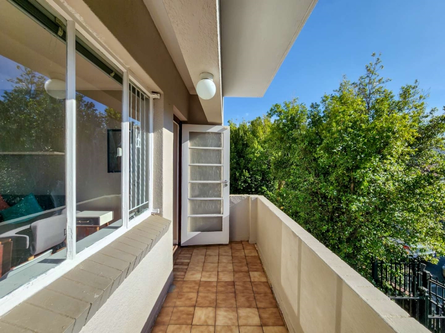 To Let 2 Bedroom Property for Rent in Gardens Western Cape